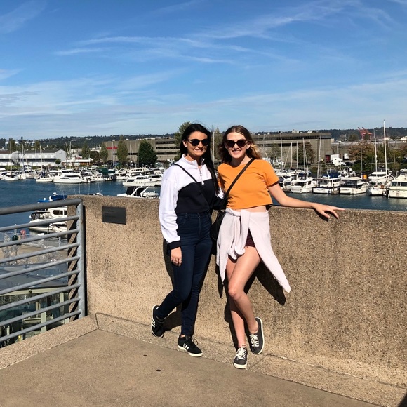 Meet your Posher, Jessica - Picture 7 of 16